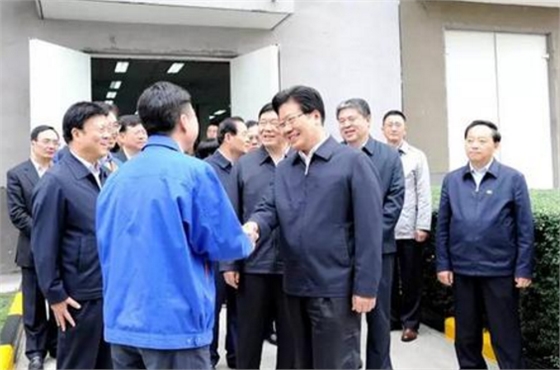 中央政治局委員張春賢蒞臨法士特考察調(diào)研.賽襄軸承網(wǎng)站資訊