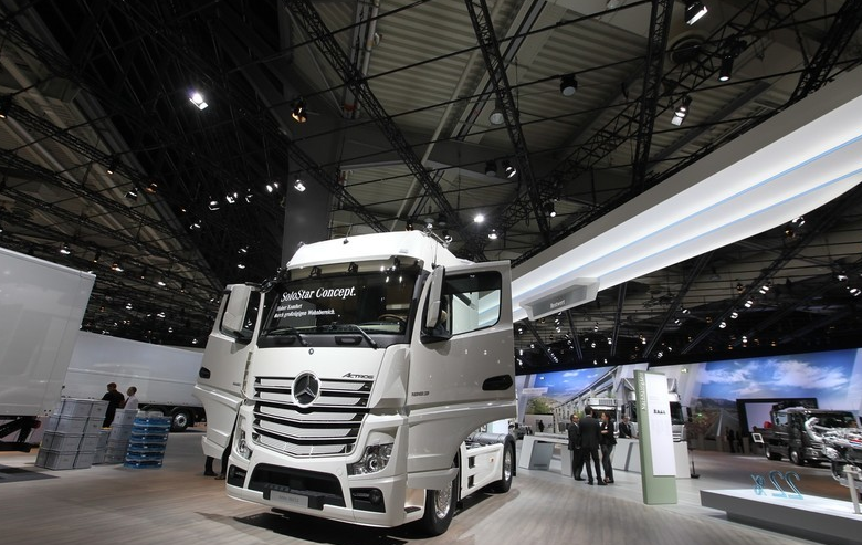 【圖】漢諾威車展：奔馳車型_卡車之家.png